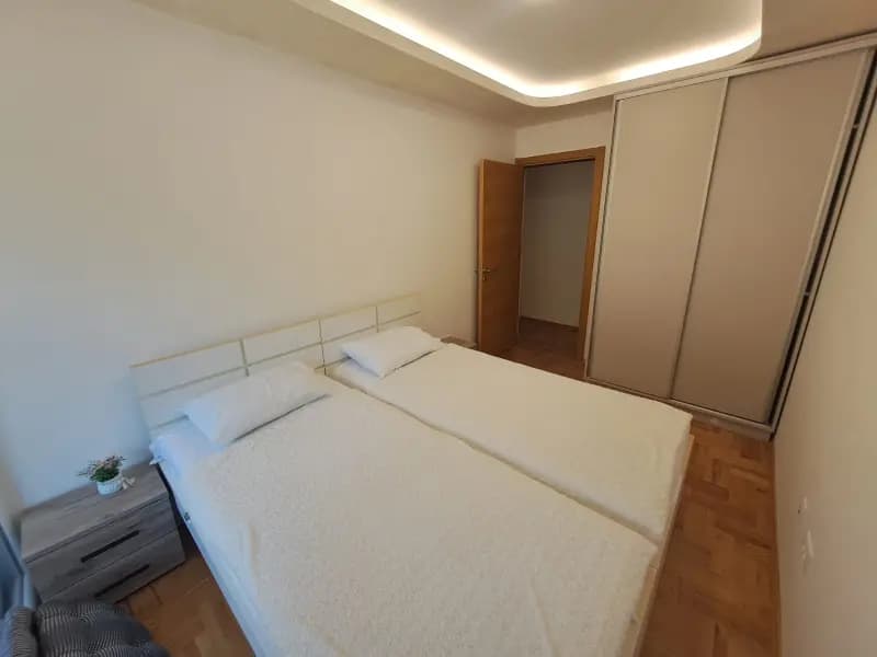 Продаж, двокімнатна квартира, 67м², Будва