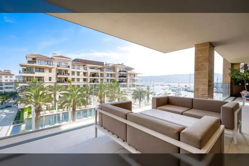 Porto Montenegro - sale of a 2-bedroom apartment in the Baia residence