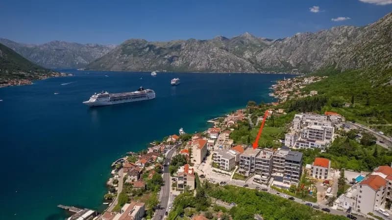 Kotor, Dobrota – Jednosoban stan sa pogledom na planine