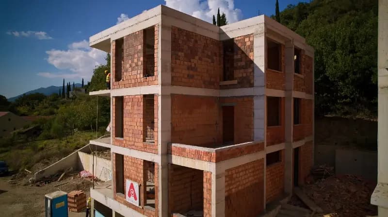 Продаж, однокімнатна квартира, 87м², Тіват