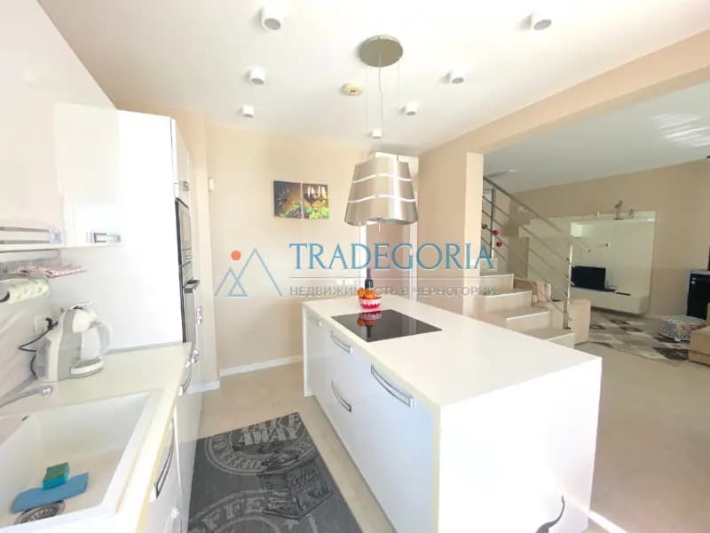 Blizikuçalar'da üç odalı villa