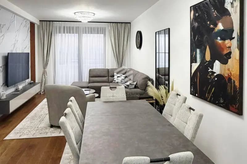 Dvosoban lux stan 74m2, Tološka šumica – Podgorica