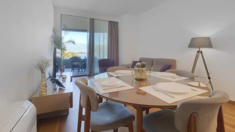 For rent, two-bedroom apartment, 68m², Center, Budva