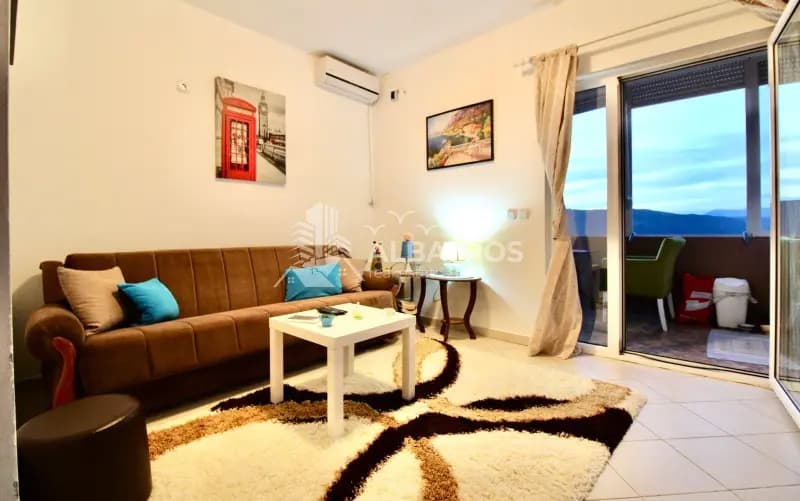 Studio-Wohnung von 22m² in Prijevor, Budva zu verkaufen.