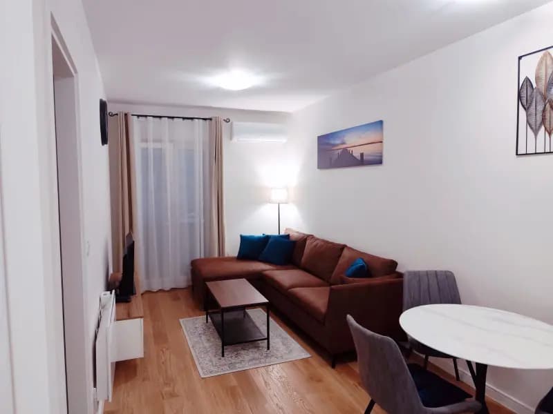 Продаж, однокімнатна квартира, 40м², Central Point, Подгориця