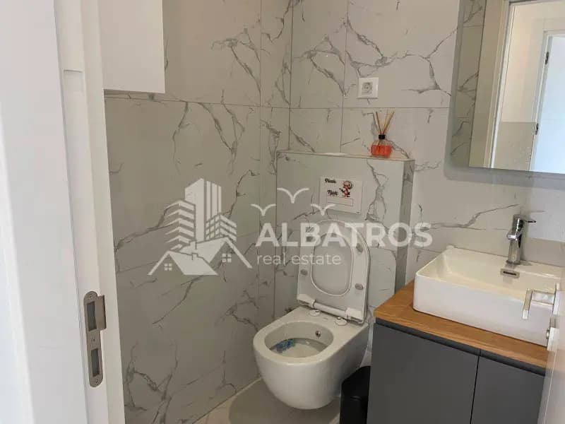 Luxurious One-Bedroom Apartment in Zaha Place
