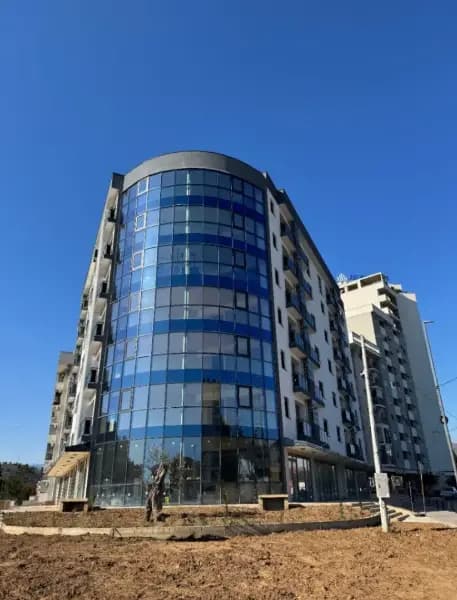 Izdavanje, poslovni prostor, 56m², Vezirov Most, Podgorica