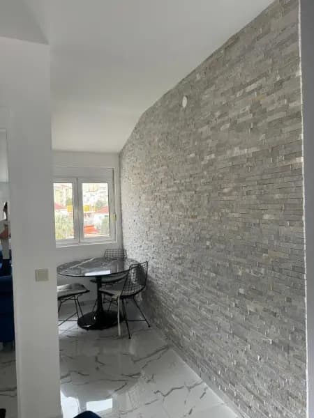 Prodaja, dvosoban stan, 78m², Lazi, Budva