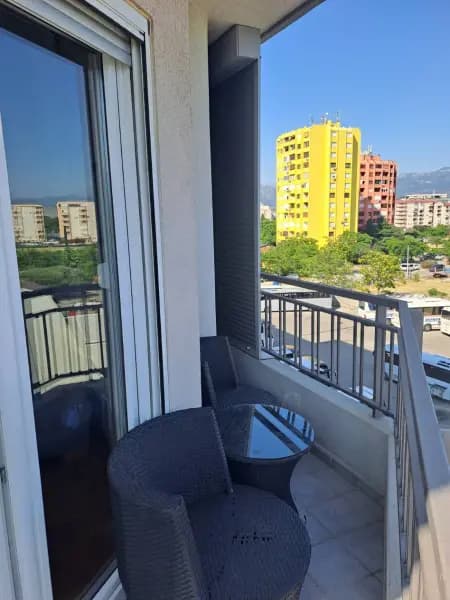 Оренда, двокімнатна квартира, 65м², Заб'єло, Подгориця