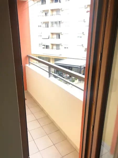 Продаж, однокімнатна квартира, 44м², Старий Аеродром, Подгориця