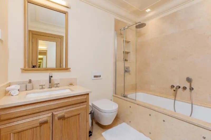 For sale, two-bedroom apartment, 104m², Porto Montenegro, Tivat