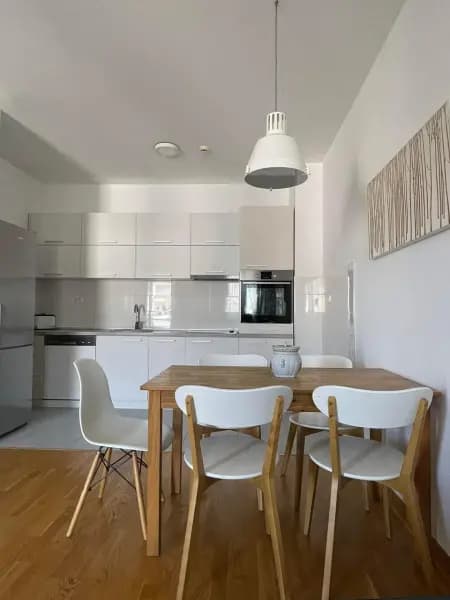 Оренда, двокімнатна квартира, 64м², Сіті Кварт, Подгориця