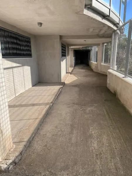 Izdavanje, poslovni prostor, 660m², Becici, Budva