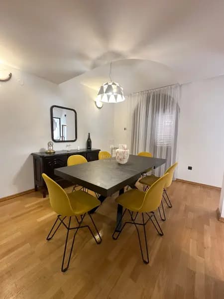 Petosobna kuća 300m2, Gorica C