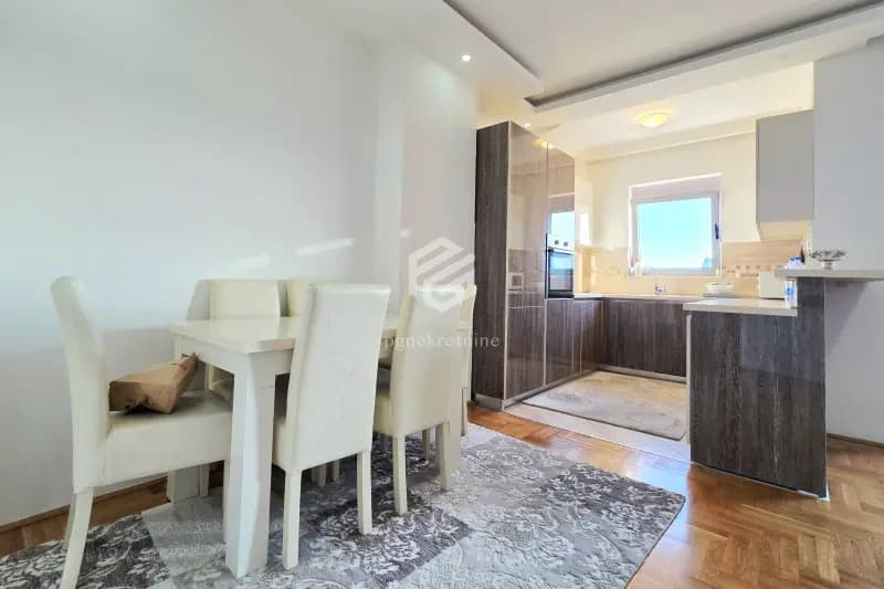 Dvosoban stan 76m2, Stari aerodrom – Podgorica