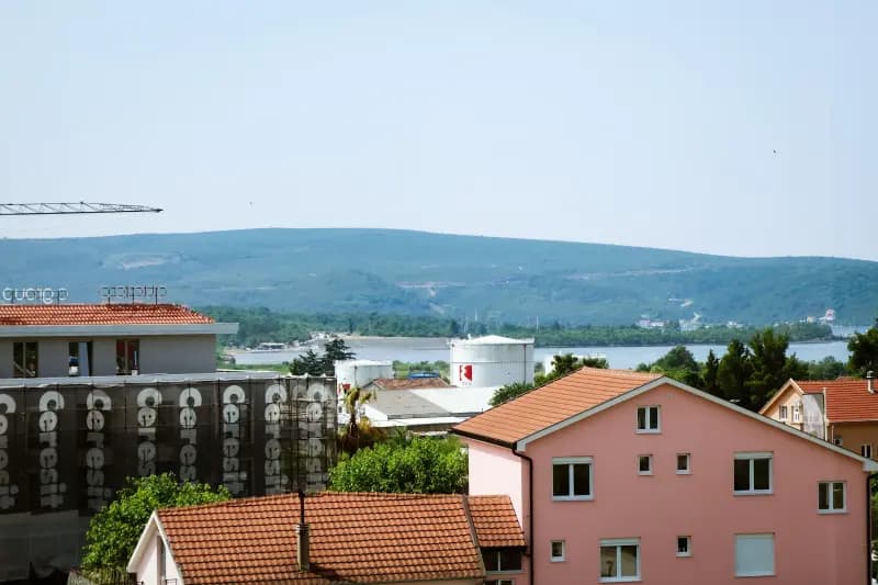 Prodaja, trosoban stan, 70m², Tivat