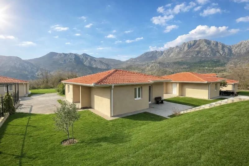 Satılık, iki odalı daire, 138m², Zupci, Bar
