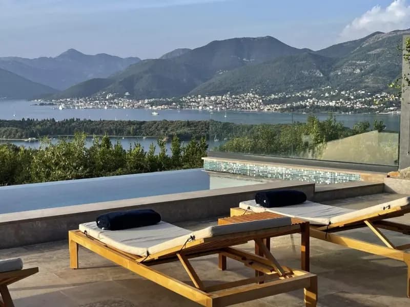 Rental, villa, 520m², Tivat
