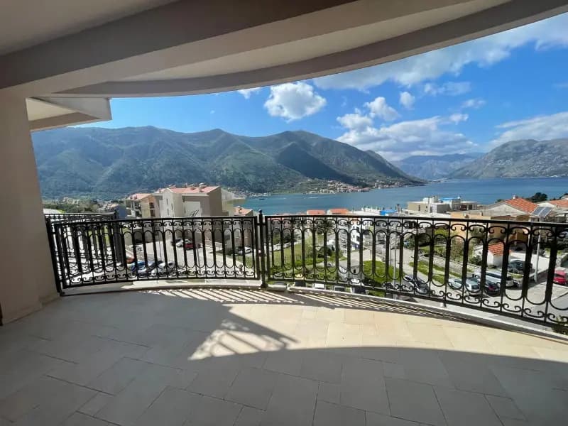 Kotor Dobrota – satılık lüks daire