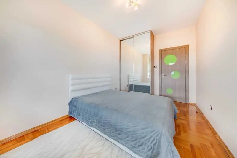 Продаж, двокімнатна квартира, 84м², Подгориця