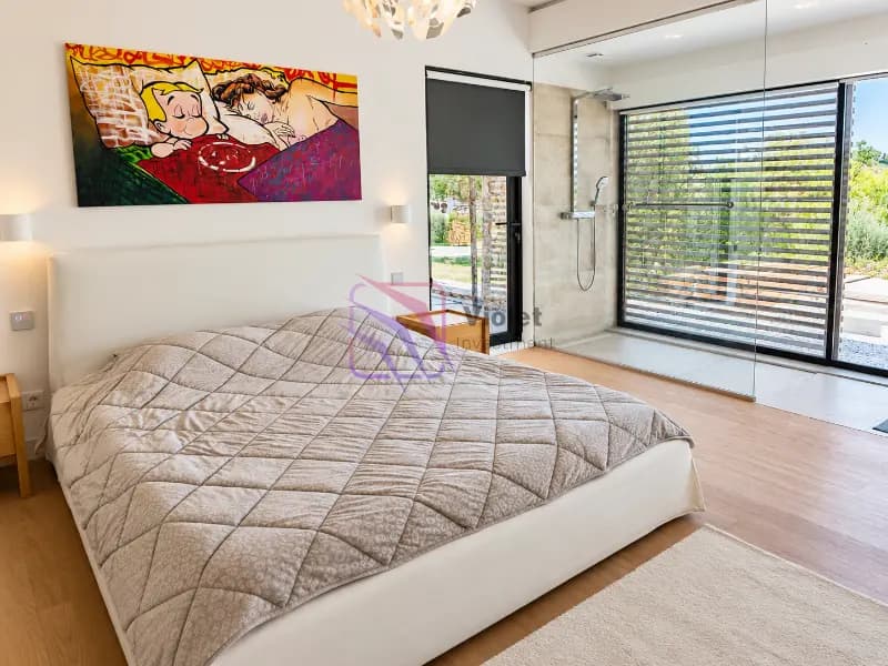 Izdavanje, vila, 234m², Masline, Podgorica