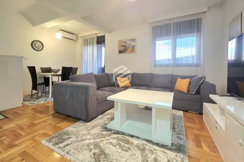 Dvosoban stan 75m2, Vezirov most – Podgorica