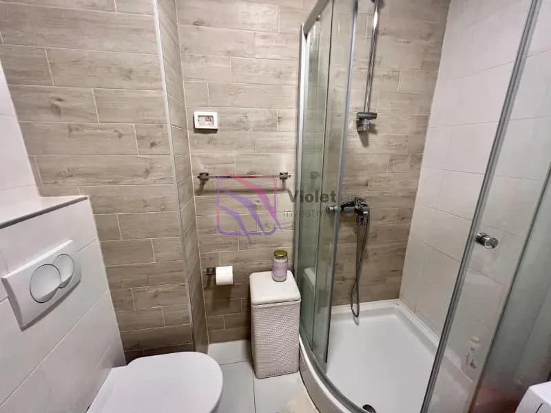 Izdavanje, jednosoban stan, 43m², City Kej, Podgorica