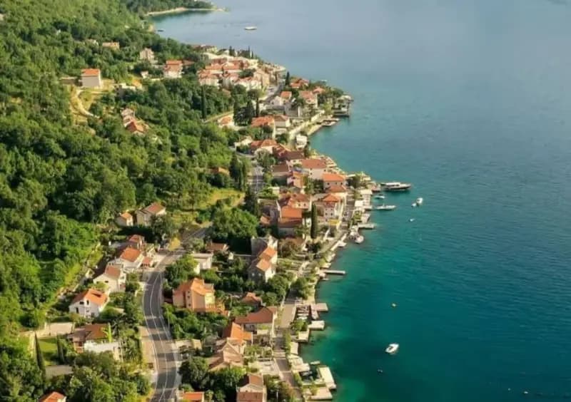 Satılık, tek odalı daire, 54m², Kotor