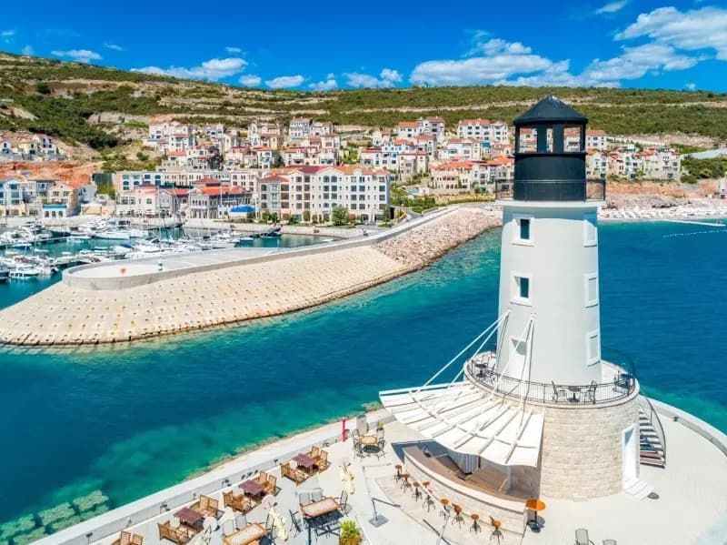 Luštica Bay