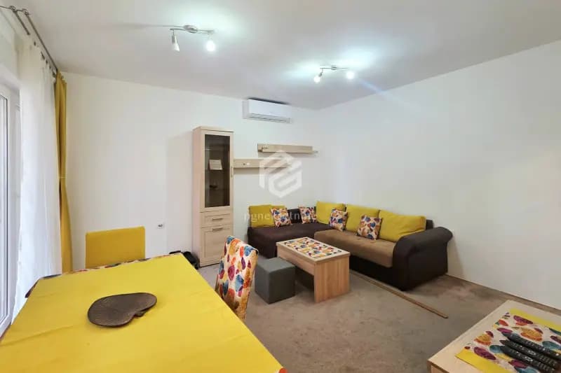 Dvosoban stan 60m2, Blok 9 – Podgorica