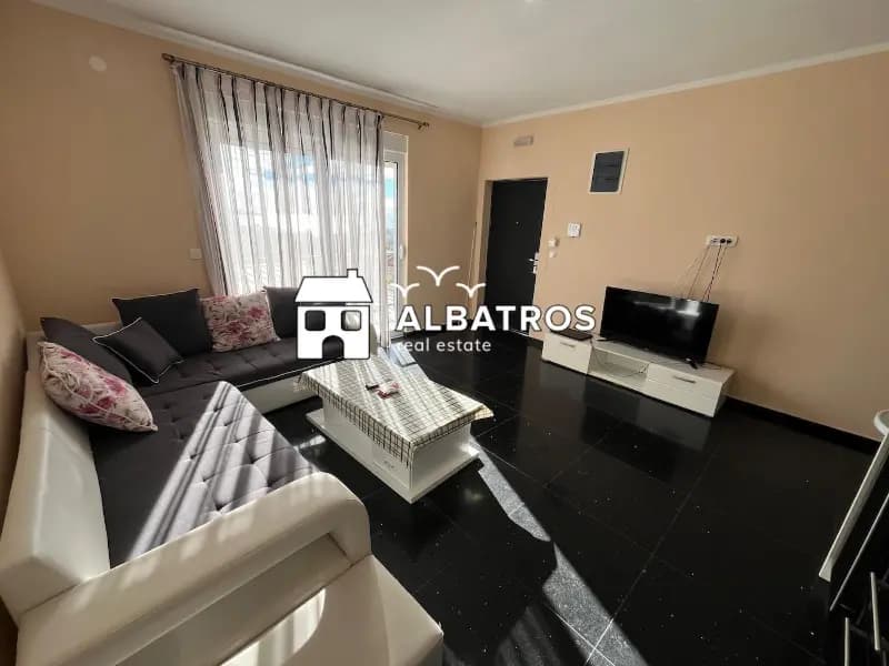 Izdaje se jednosoban stan od 45m² u Susanj, Bar