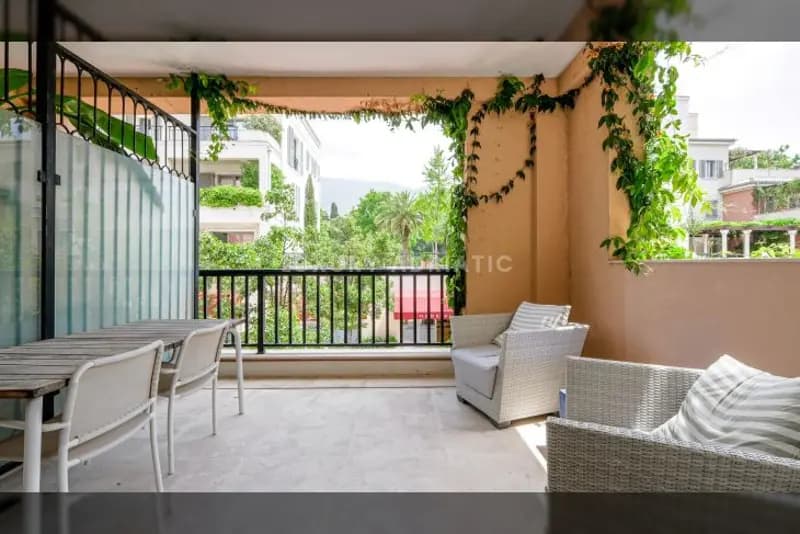 One-bedroom apartment in Porto Montenegro, Teuta