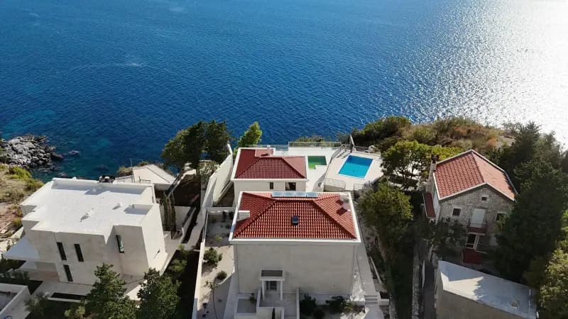 Verkauf, Villa, 270m², Budva