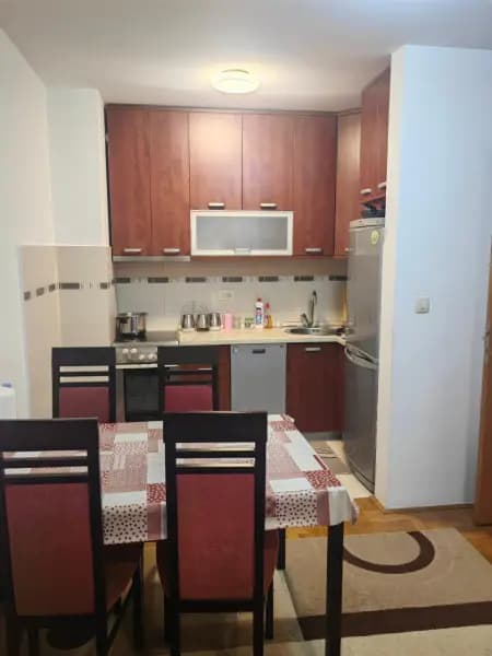 Vermietung, Einzimmerwohnung, 41m², Stari Aerodrom, Podgorica