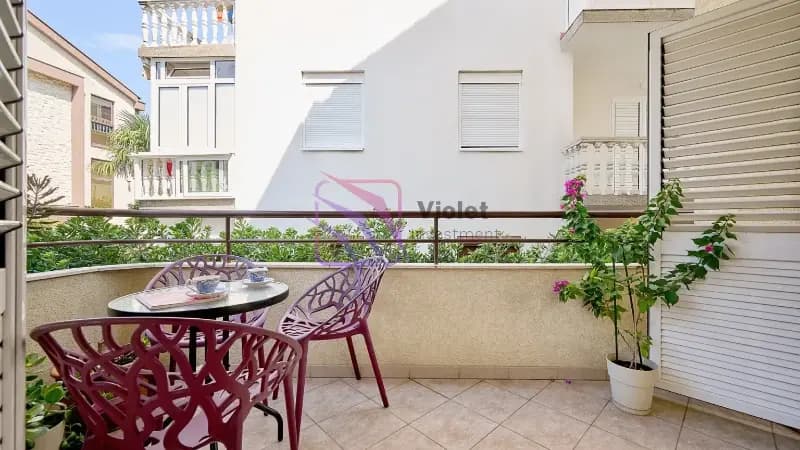 Продаж, двокімнатна квартира, 62м², Будва