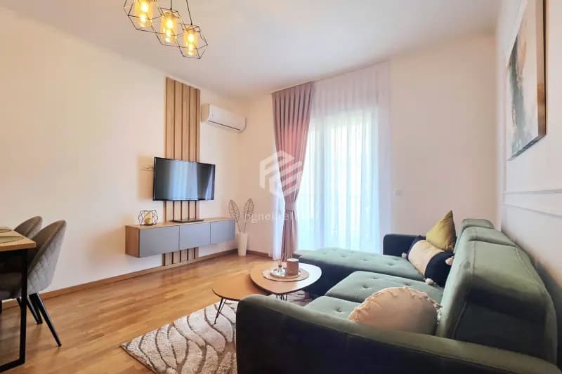 Two-room apartment 60m2, Stari aerodrom – Podgorica