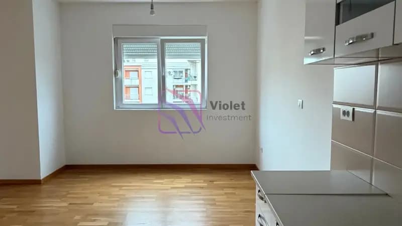 Продаж, двокімнатна квартира, 73м², Тушкі пут, Подгориця