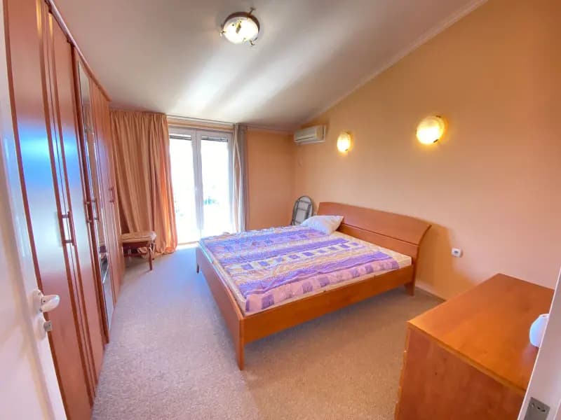 Prodaja, garsonjera, 180m², Tivat