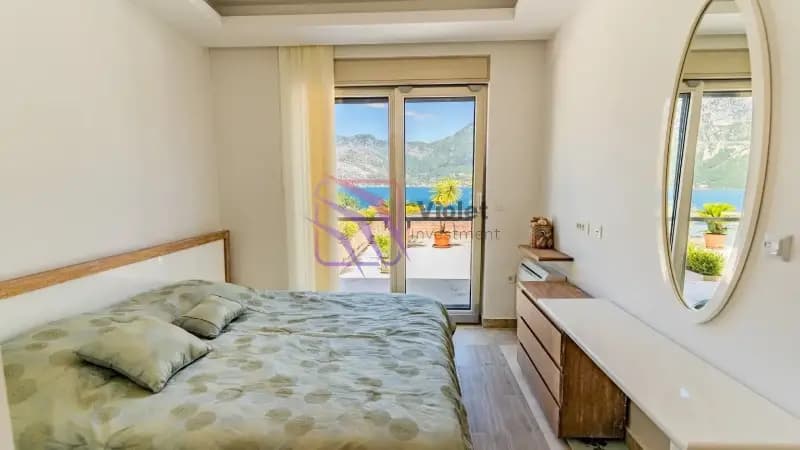 Prodaja, trosoban stan, 268m², Kostanjica, Kotor