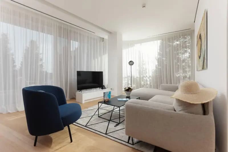 Продаж, трикімнатна квартира, 214м², Будва