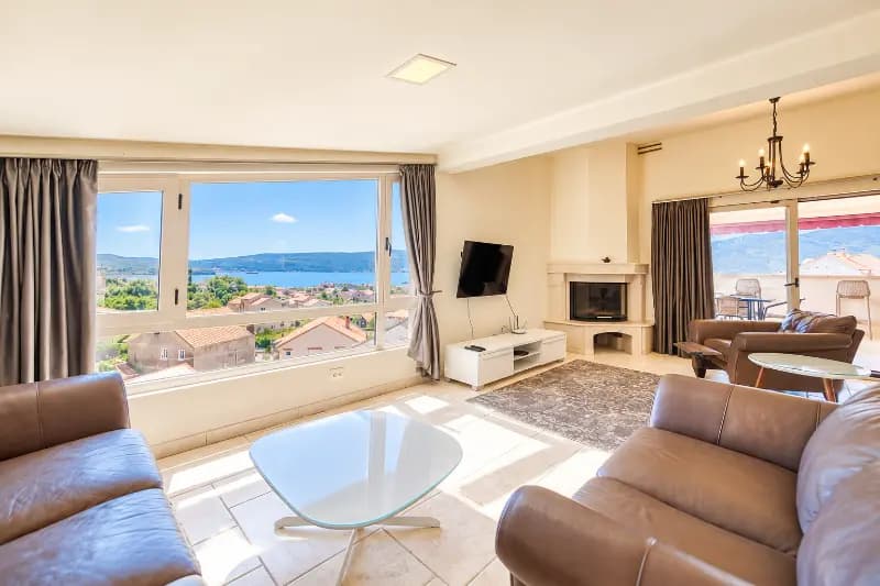 Sunny villa with a pool and spacious terraces in Tivat