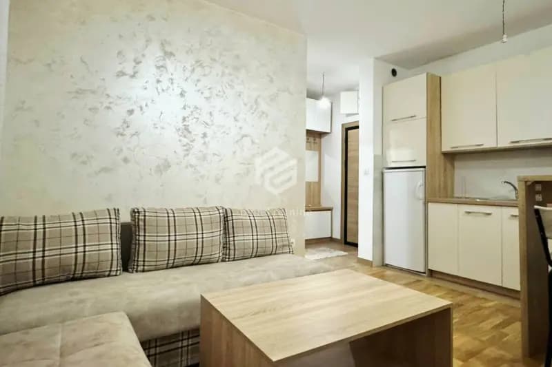 Garsonjera 25m2 + parking, Zabjelo – Podgorica