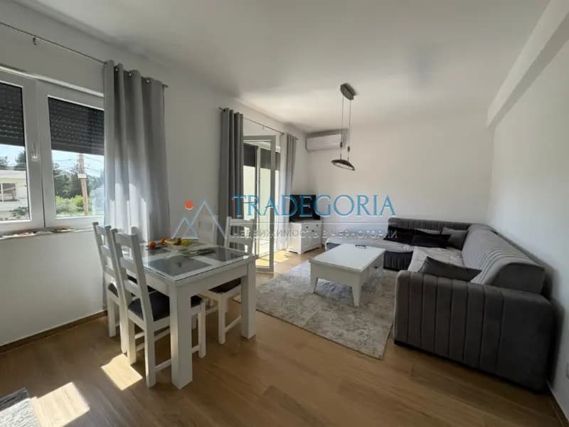 Two-bedroom apartment in Ulcinj