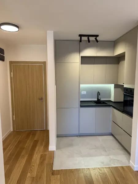 Оренда, однокімнатна квартира, 43м², Сіті Кварт, Подгориця