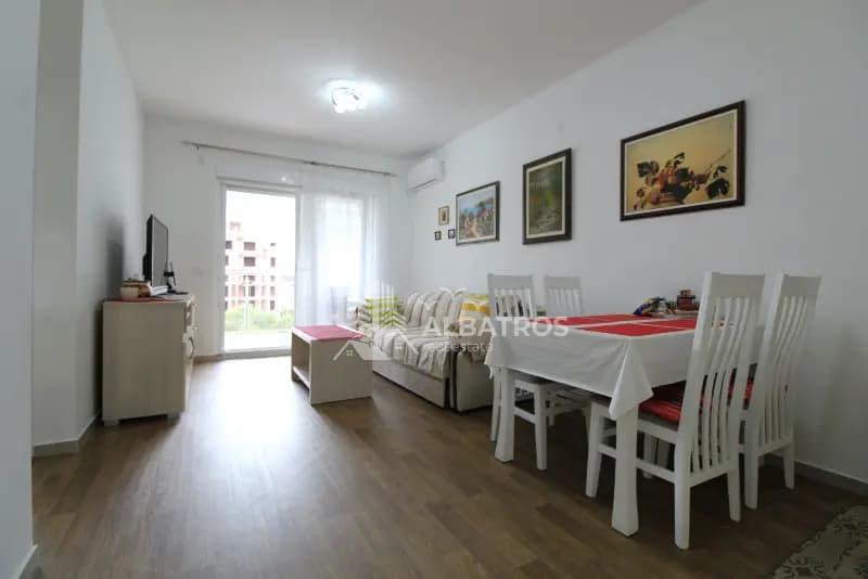 A two-bedroom apartment of 65m² is for rent in Šušanj, Bar.