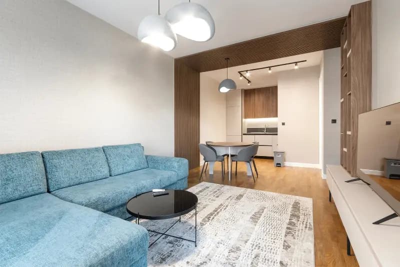 Tivat'ta satılık lüks bir odalı daire, C Group