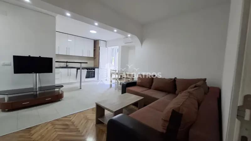 For sale: two-bedroom apartment of 60m² in the center of Bar