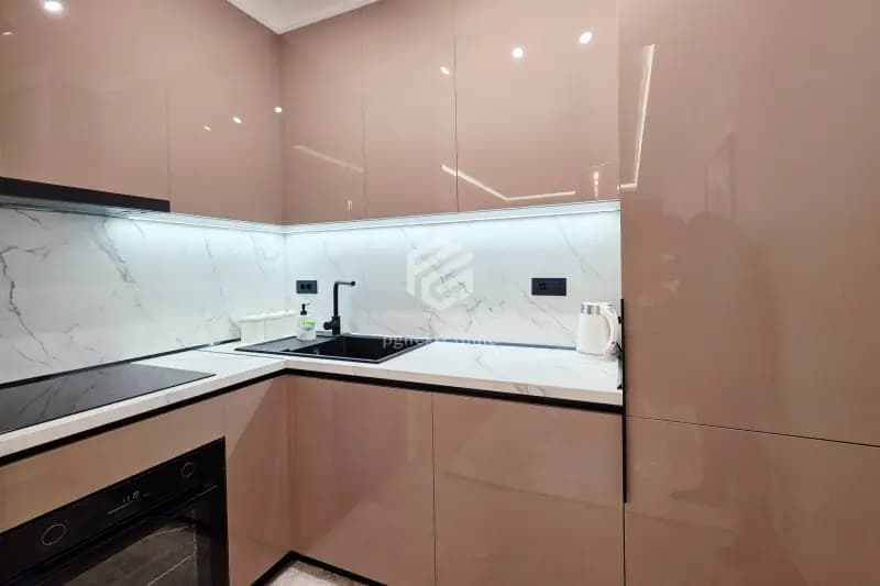 Jednosoban lux stan 47m2 + garaža, City kvart – Podgorica