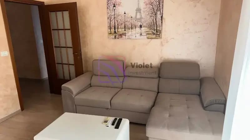 Izdavanje, dvosoban stan, 75m², City Kvart, Podgorica