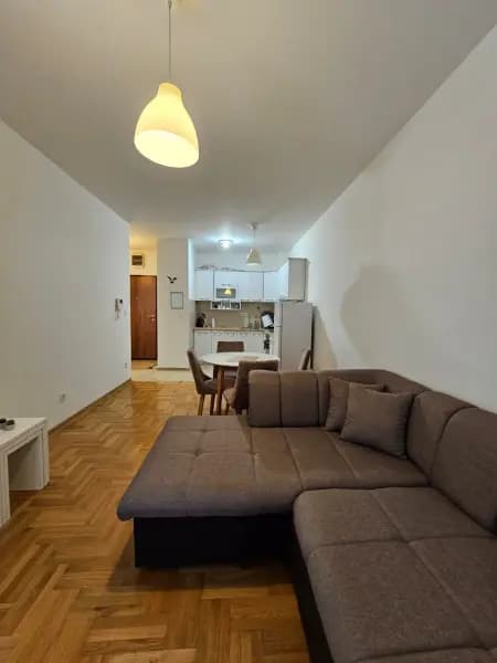 Verkauf, Einzimmerwohnung, 44m², Maslinjak, Budva